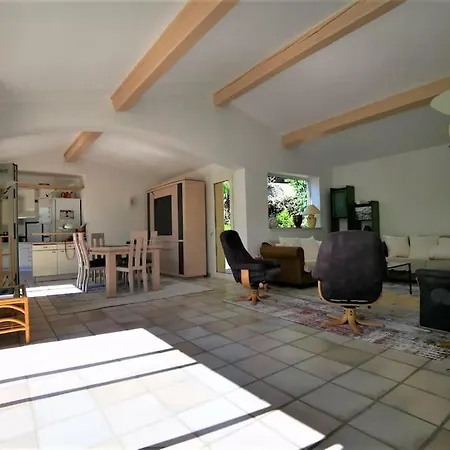 Vue Villa *