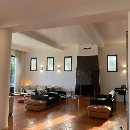 Vue Villa *